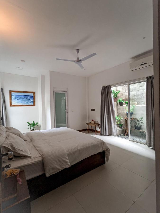 Dhoadhi Retreat Hotel Thulusdhoo Buitenkant foto