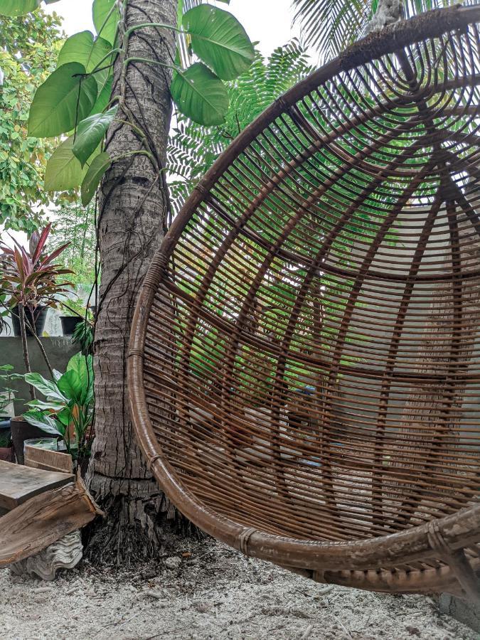 Dhoadhi Retreat Hotel Thulusdhoo Buitenkant foto