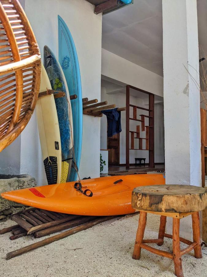 Dhoadhi Retreat Hotel Thulusdhoo Buitenkant foto